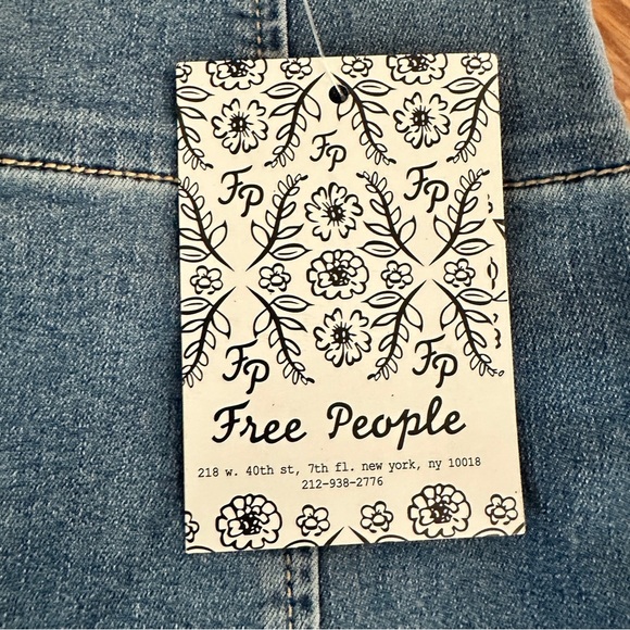 NWT Free People Holding Onto a Dream Denim Mini Skirt Size 4 - Picture 9 of 11